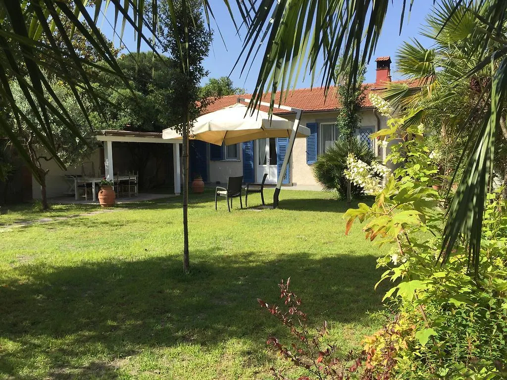 Holiday home Il Giardino Segreto Forte Dei Marmi Villa Italy